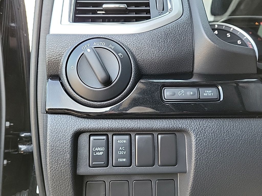 Thumbnail: 2021 Nissan Titan - 30