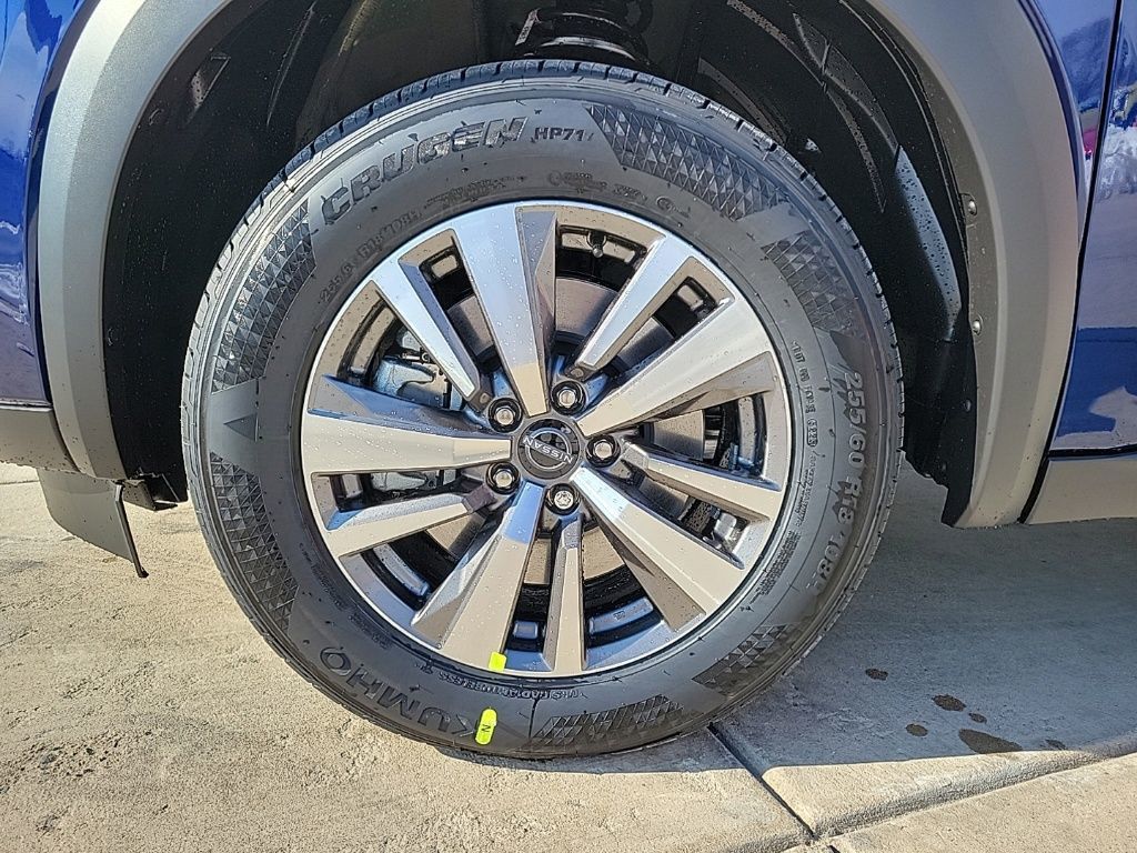 Thumbnail: 2026 Nissan Pathfinder - 8