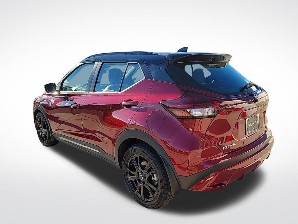 Thumbnail: 2022 Nissan Kicks - 3