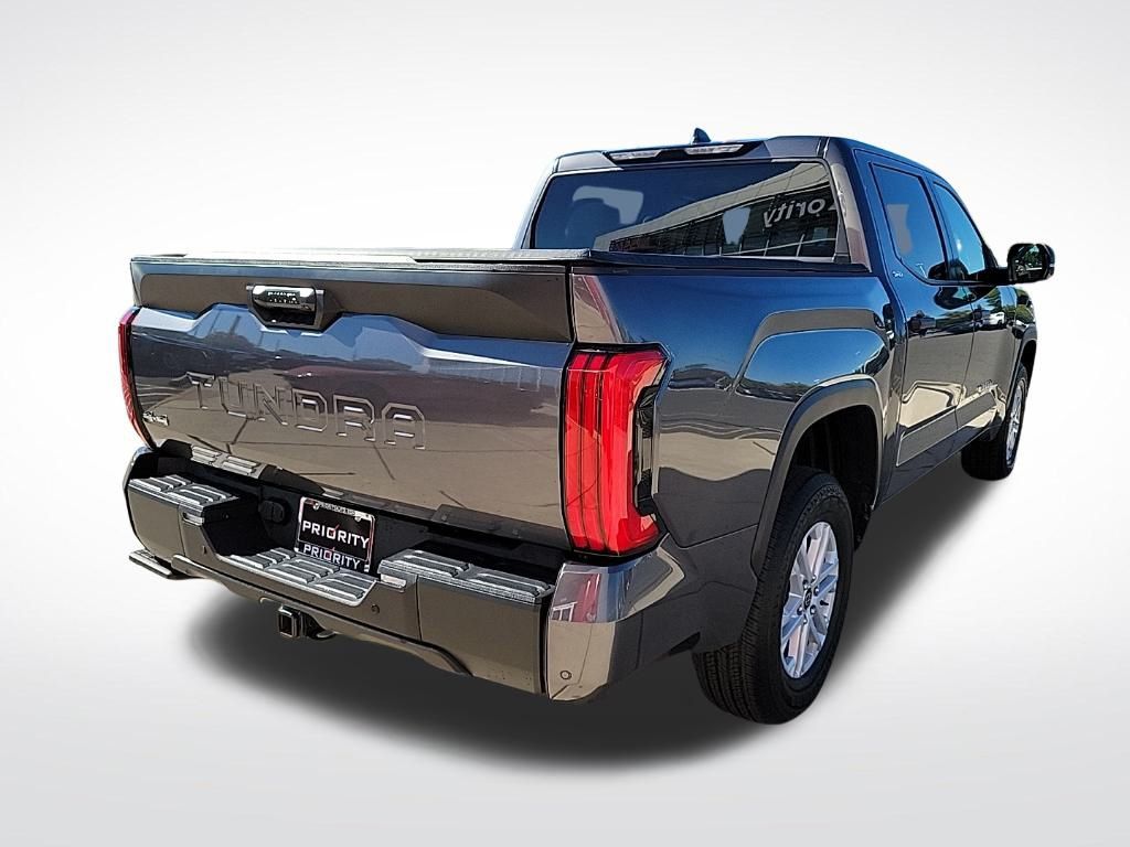 Thumbnail: 2024 Toyota Tundra - 5