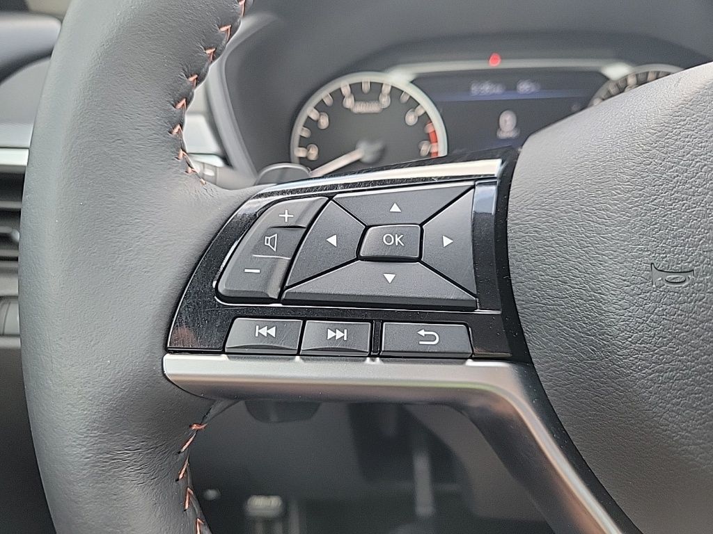 Thumbnail: 2023 Nissan Altima - 20