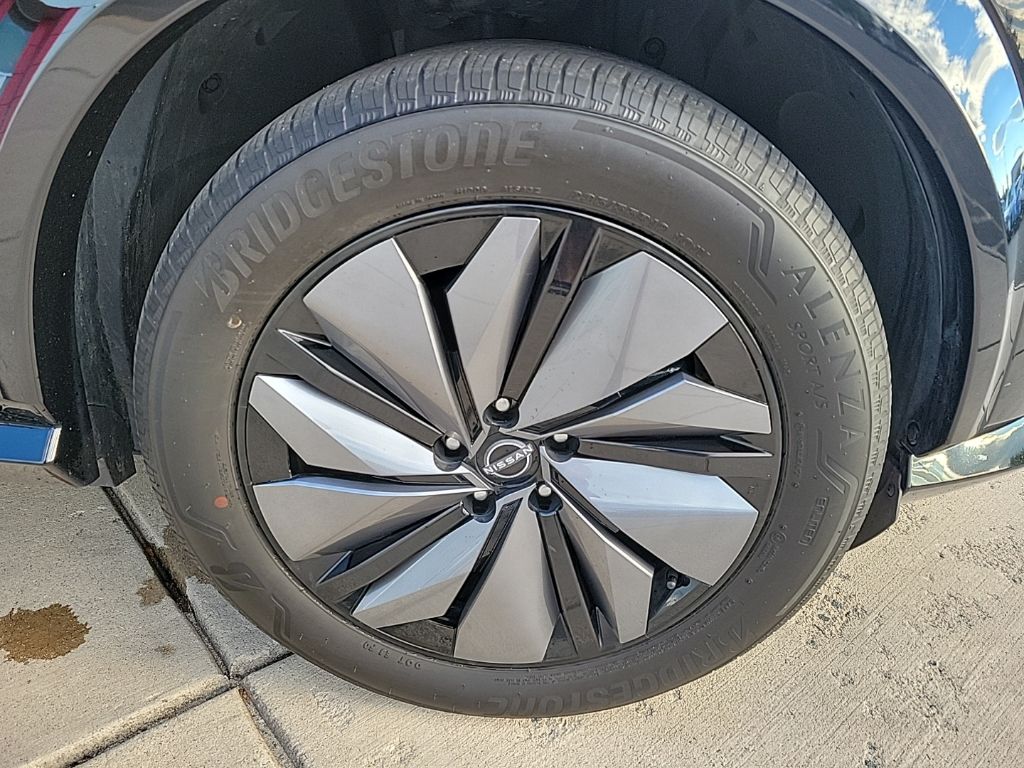 Thumbnail: 2023 Nissan Ariya - 10