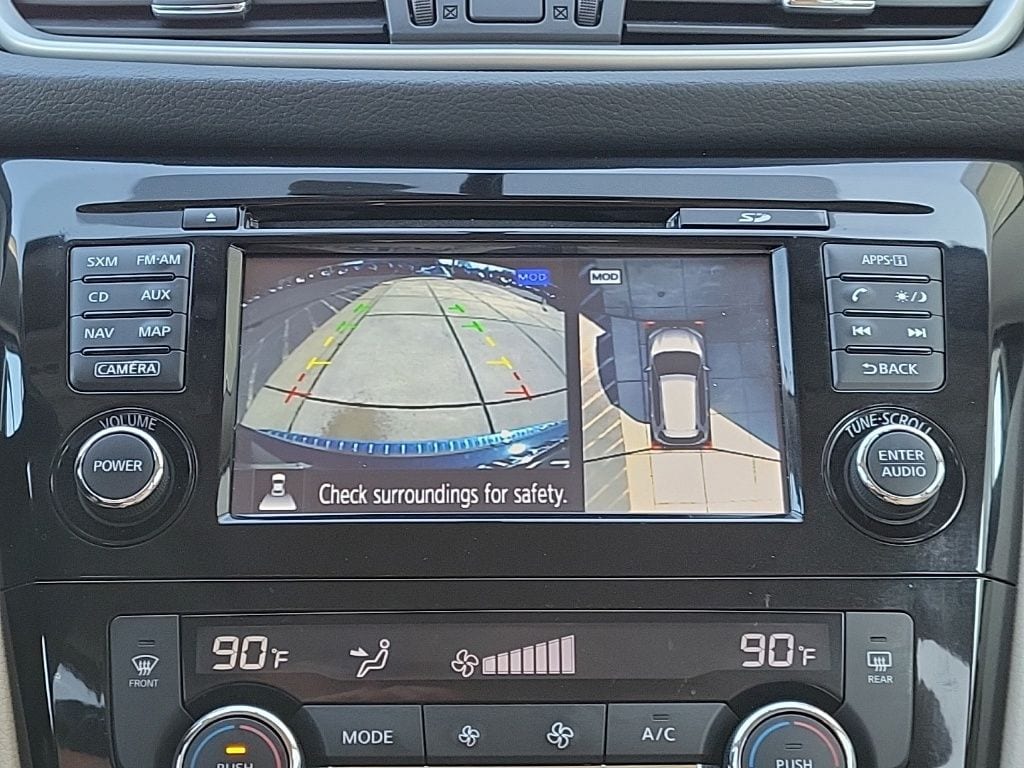 Thumbnail: 2016 Nissan Rogue - 24