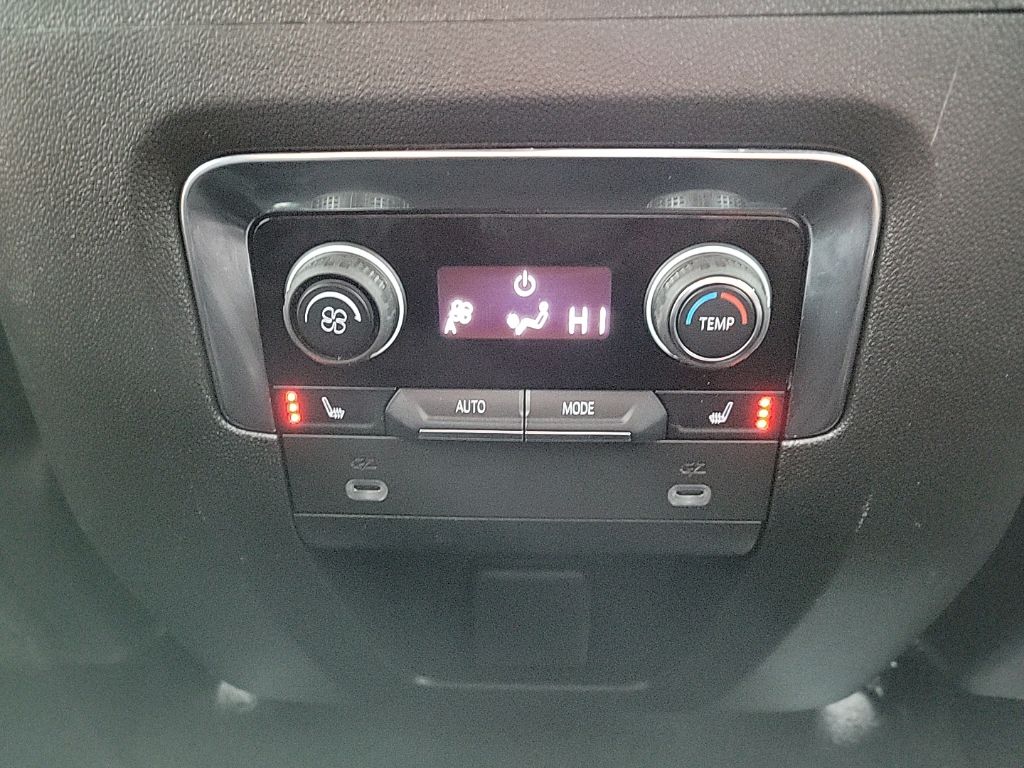 Thumbnail: 2023 Chevrolet Tahoe - 43