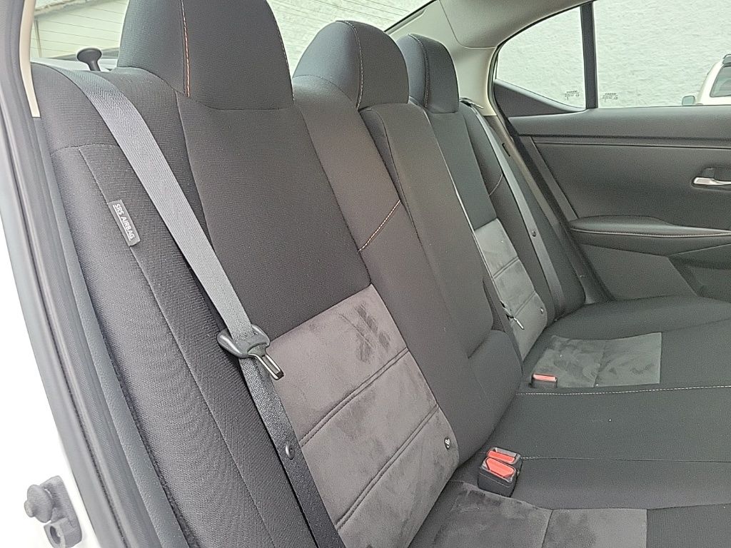 2023 Nissan Sentra SR 13
