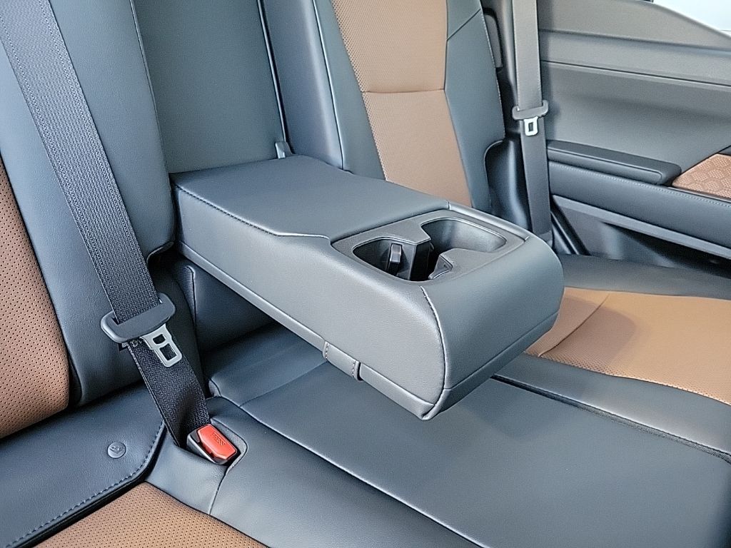 Thumbnail: 2024 Lexus GX - 19