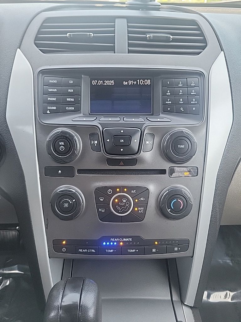 Thumbnail: 2014 Ford Explorer - 20