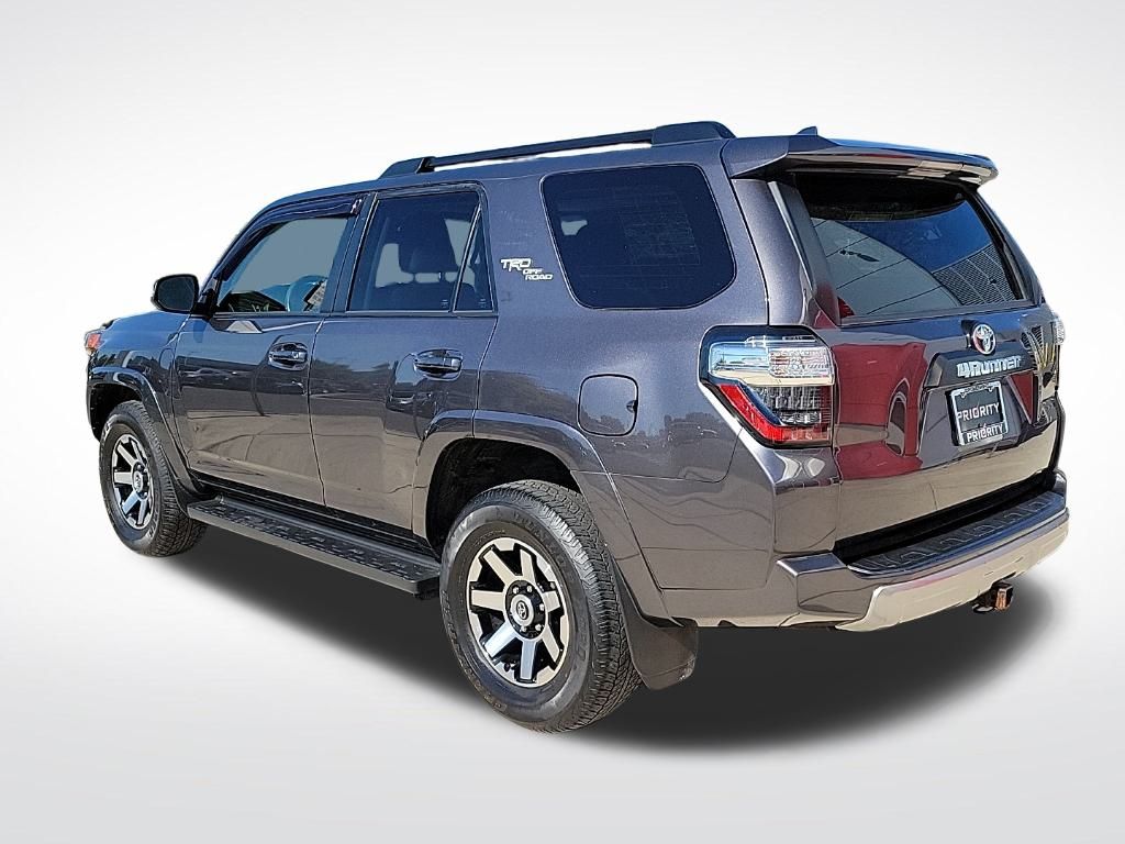 Thumbnail: 2021 Toyota 4Runner - 3