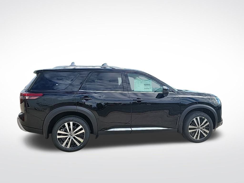 Thumbnail: 2025 Nissan Pathfinder - 6