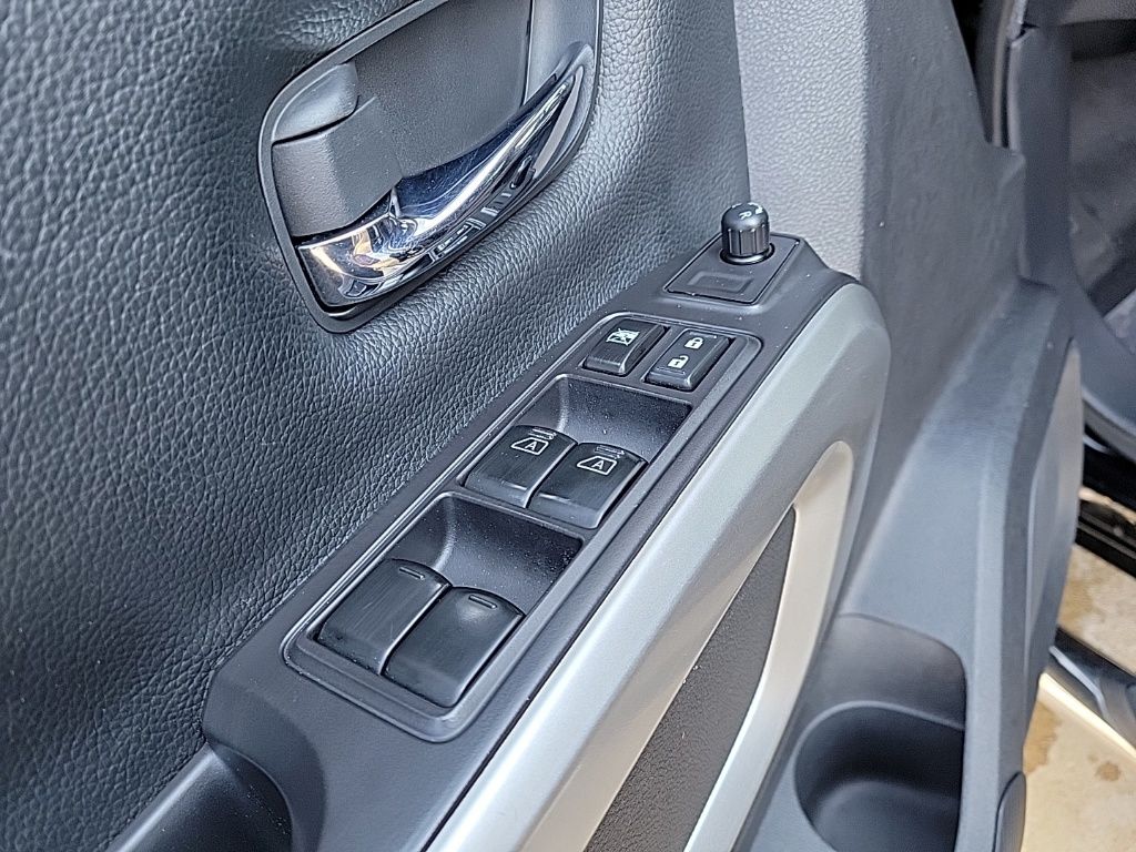 Thumbnail: 2021 Nissan Titan - 29