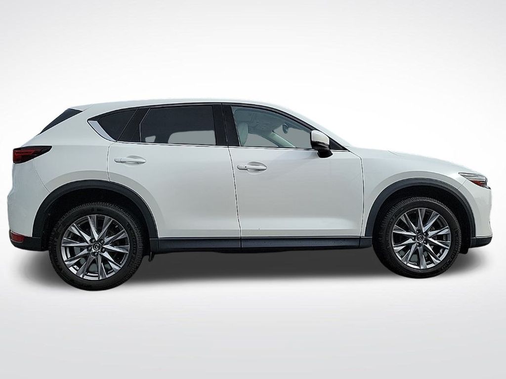 Thumbnail: 2020 Mazda CX-5 - 6
