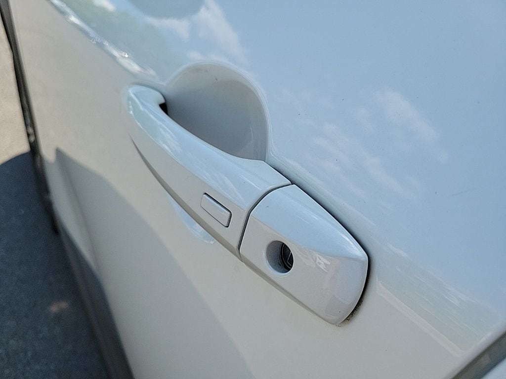 Thumbnail: 2023 Nissan Rogue - 10
