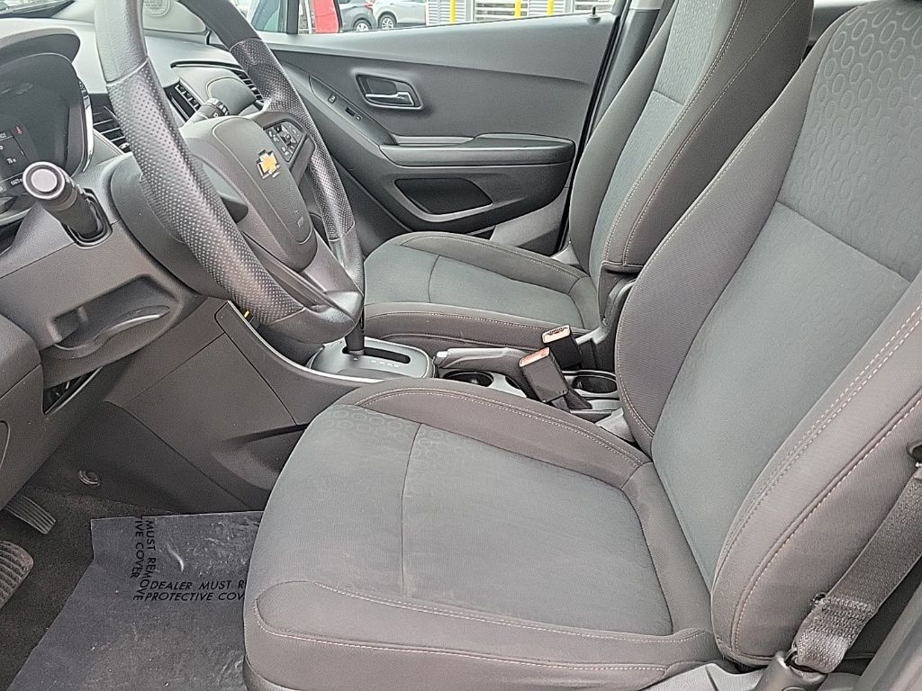 Thumbnail: 2021 Chevrolet Trax - 11