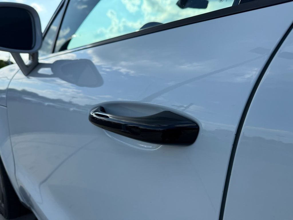 Thumbnail: 2021 Porsche Macan - 11