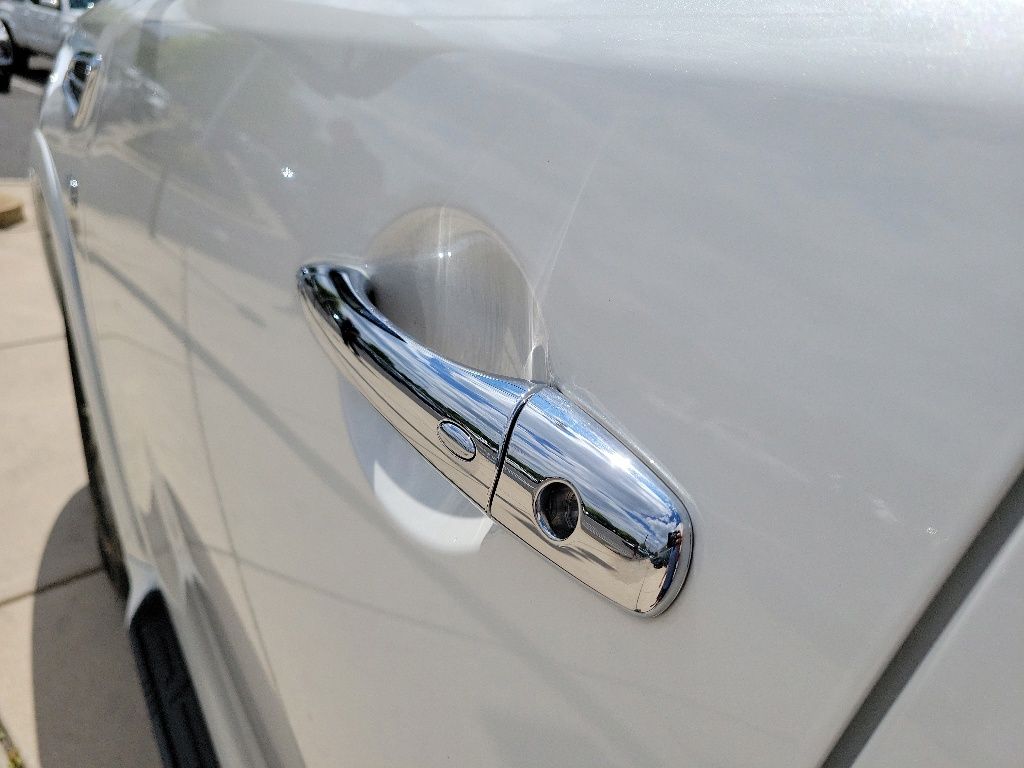 Thumbnail: 2021 Nissan Armada - 9