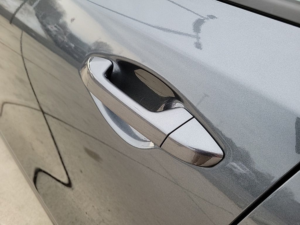 Thumbnail: 2023 Kia Forte - 10