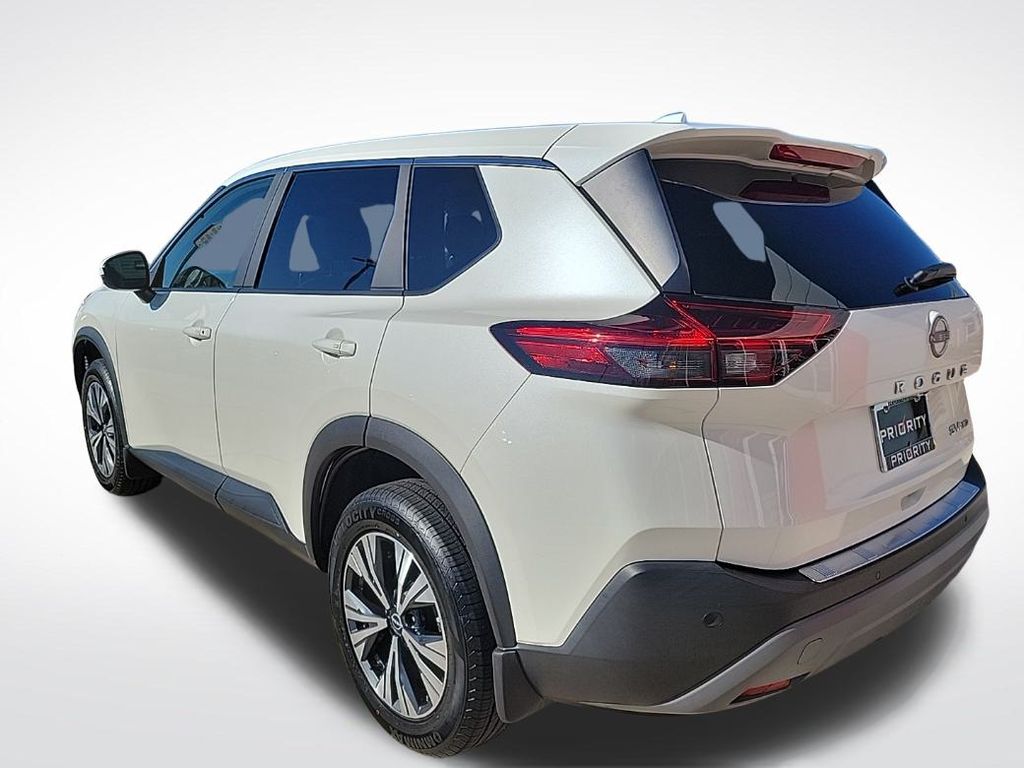 Thumbnail: 2023 Nissan Rogue - 3