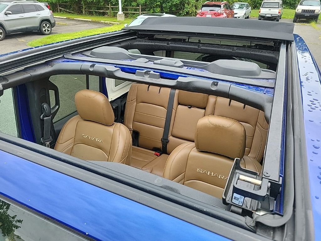 Thumbnail: 2020 Jeep Wrangler - 27