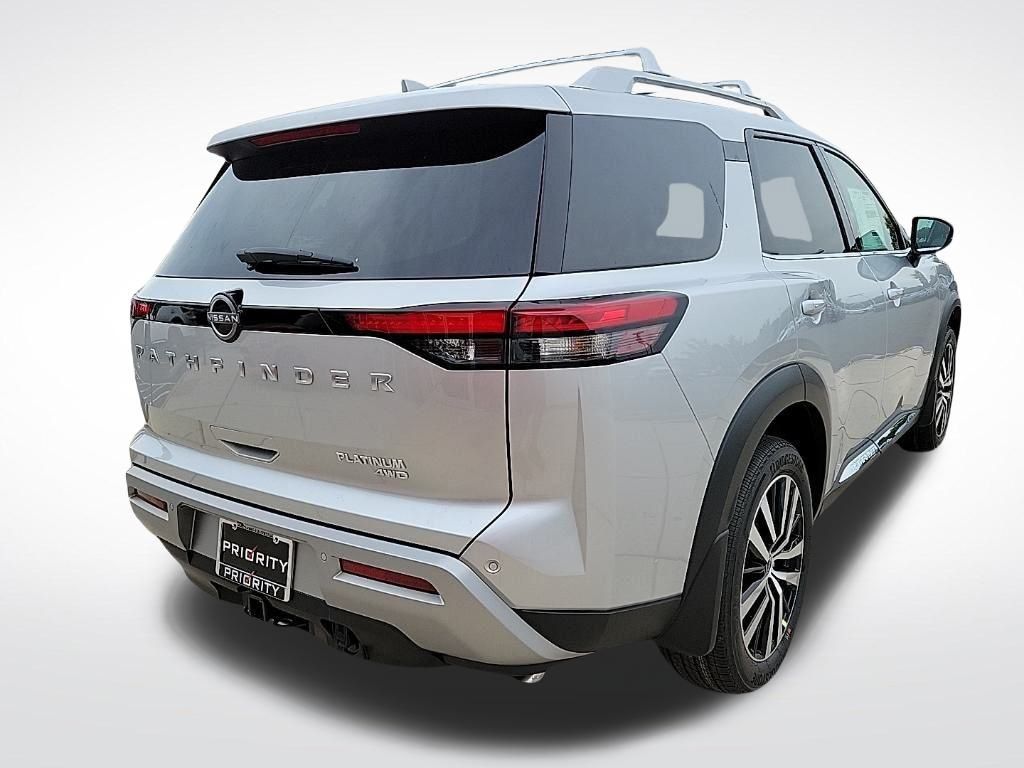 Thumbnail: 2025 Nissan Pathfinder - 5