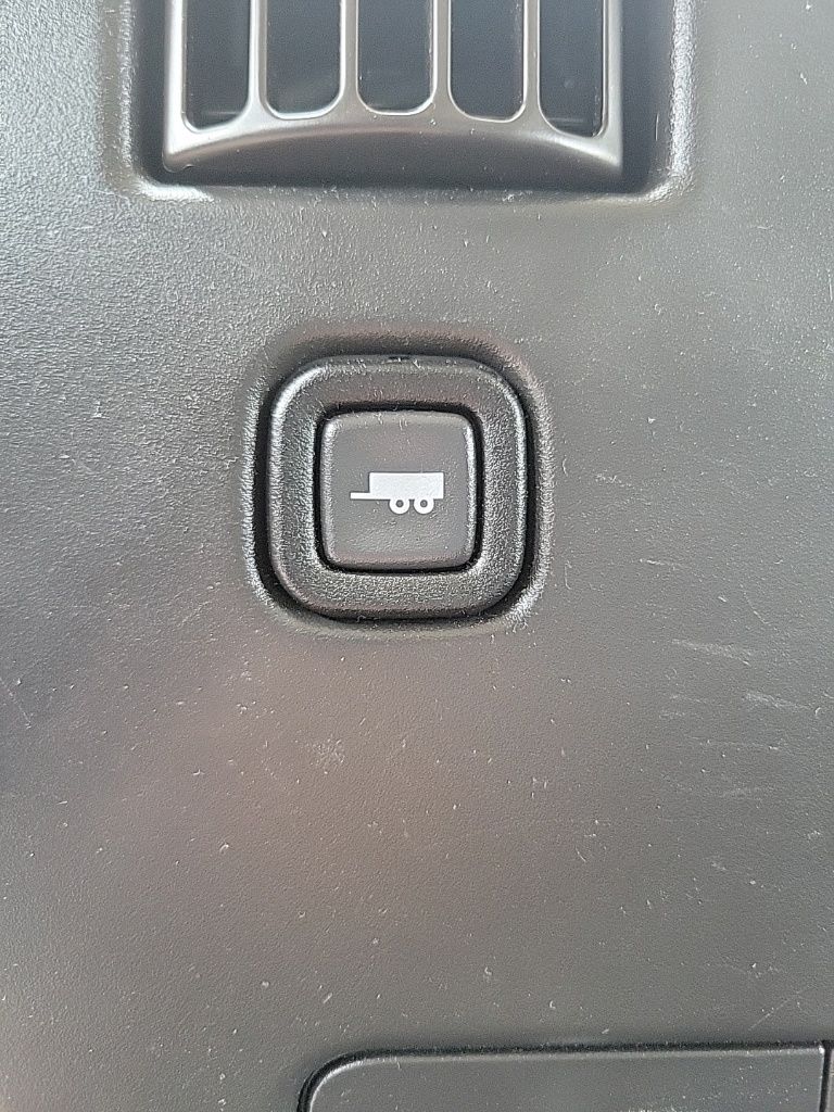 2020 Chevrolet Express 2500 18