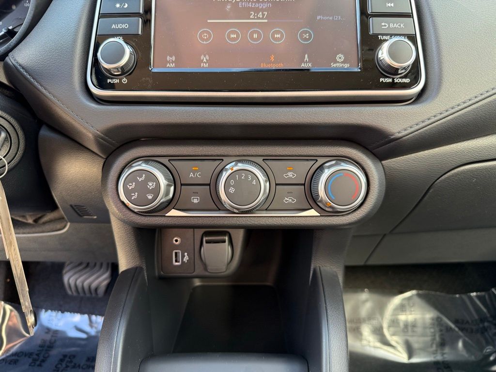 2025 Nissan Versa S 20