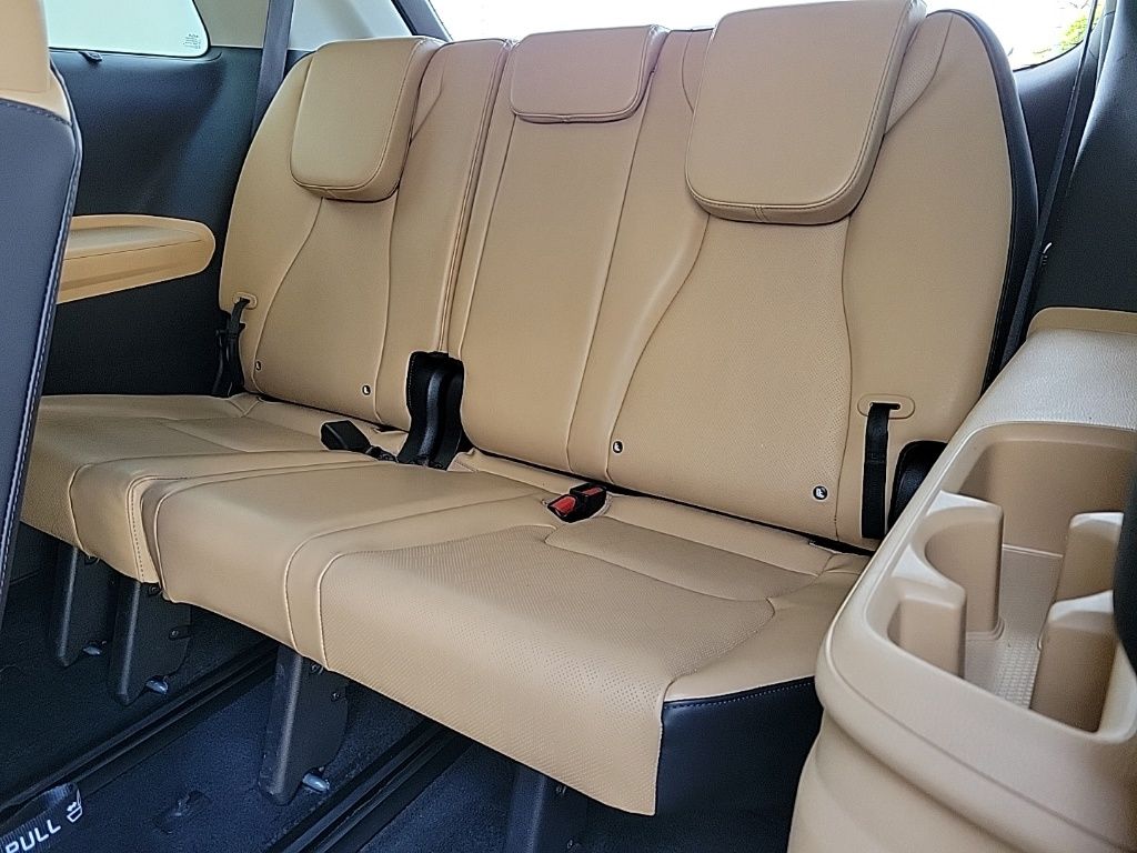 Thumbnail: 2022 Kia Carnival - 13