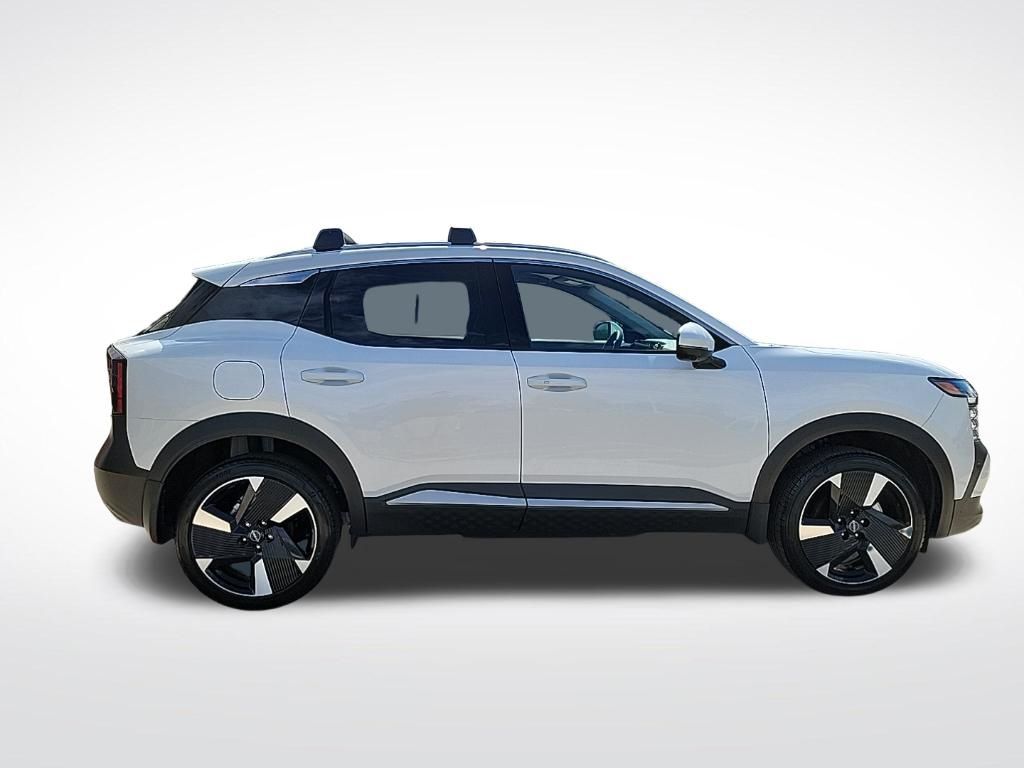 Thumbnail: 2025 Nissan Kicks - 5