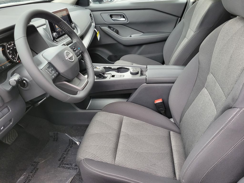 Thumbnail: 2026 Nissan Rogue - 12