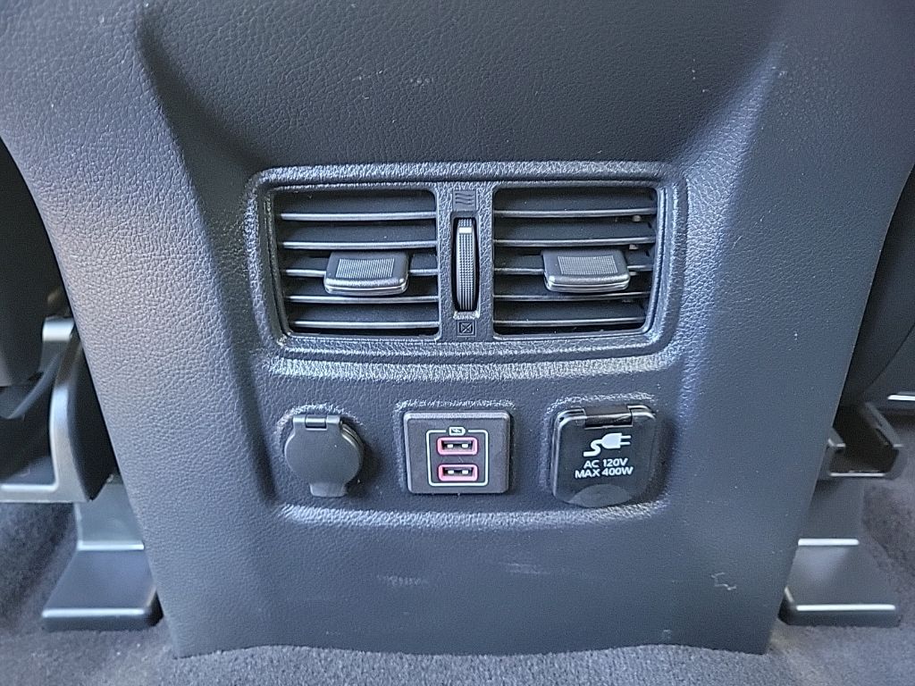 Thumbnail: 2021 Nissan Titan - 23