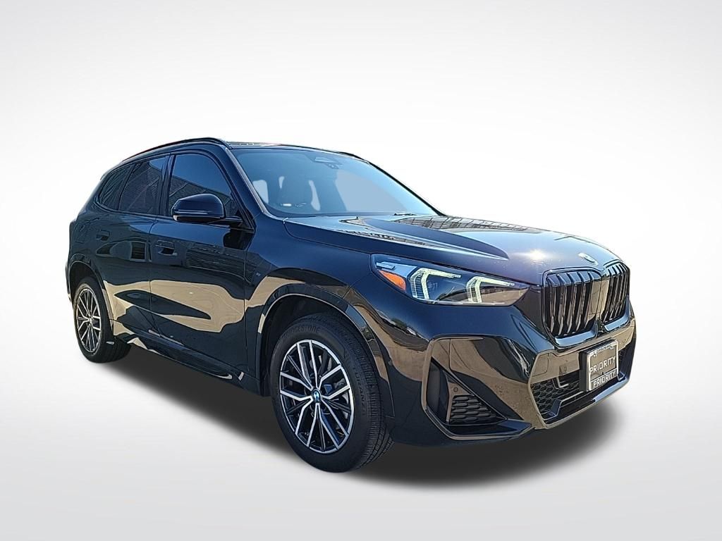 Thumbnail: 2023 BMW X1 - 7