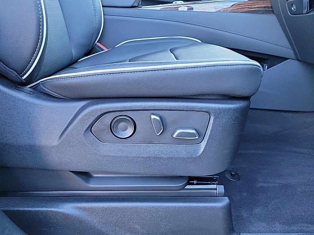 Thumbnail: 2023 Cadillac Escalade - 22