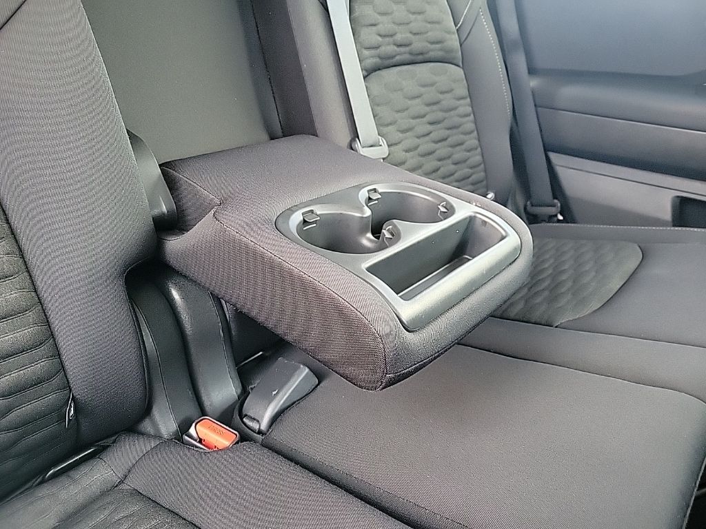 Thumbnail: 2022 Nissan Pathfinder - 18