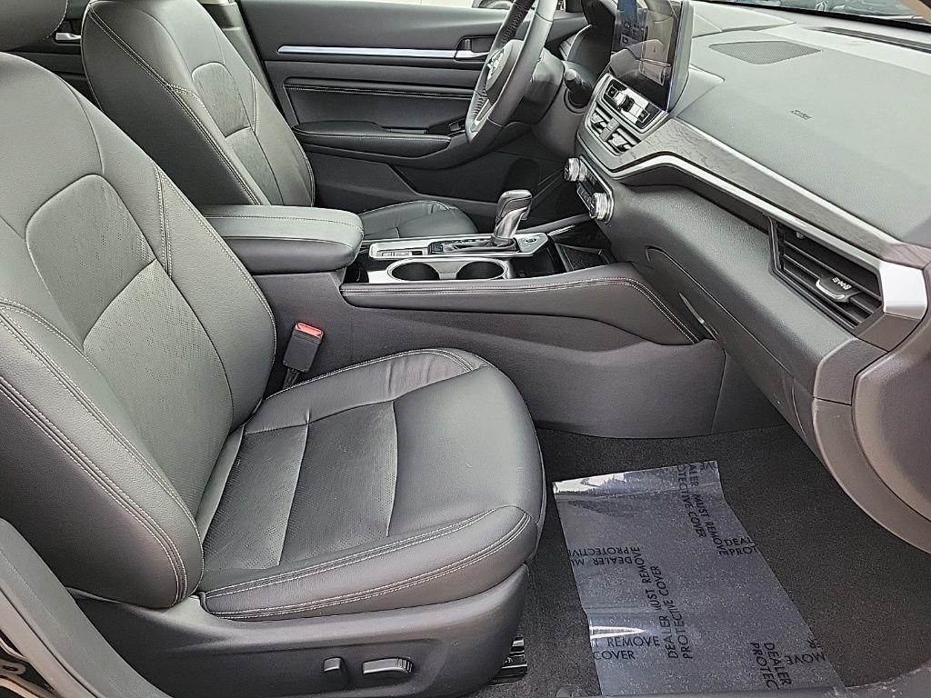 Thumbnail: 2023 Nissan Altima - 15