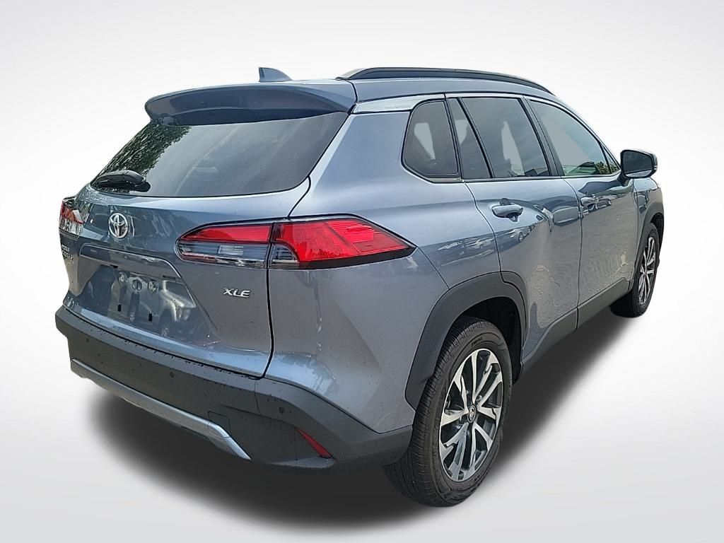 Thumbnail: 2022 Toyota Corolla Cross - 5