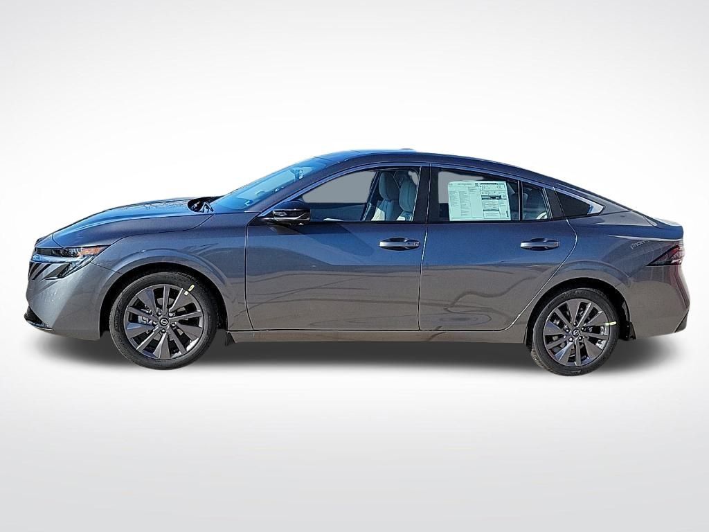 Thumbnail: 2026 Nissan Sentra - 2