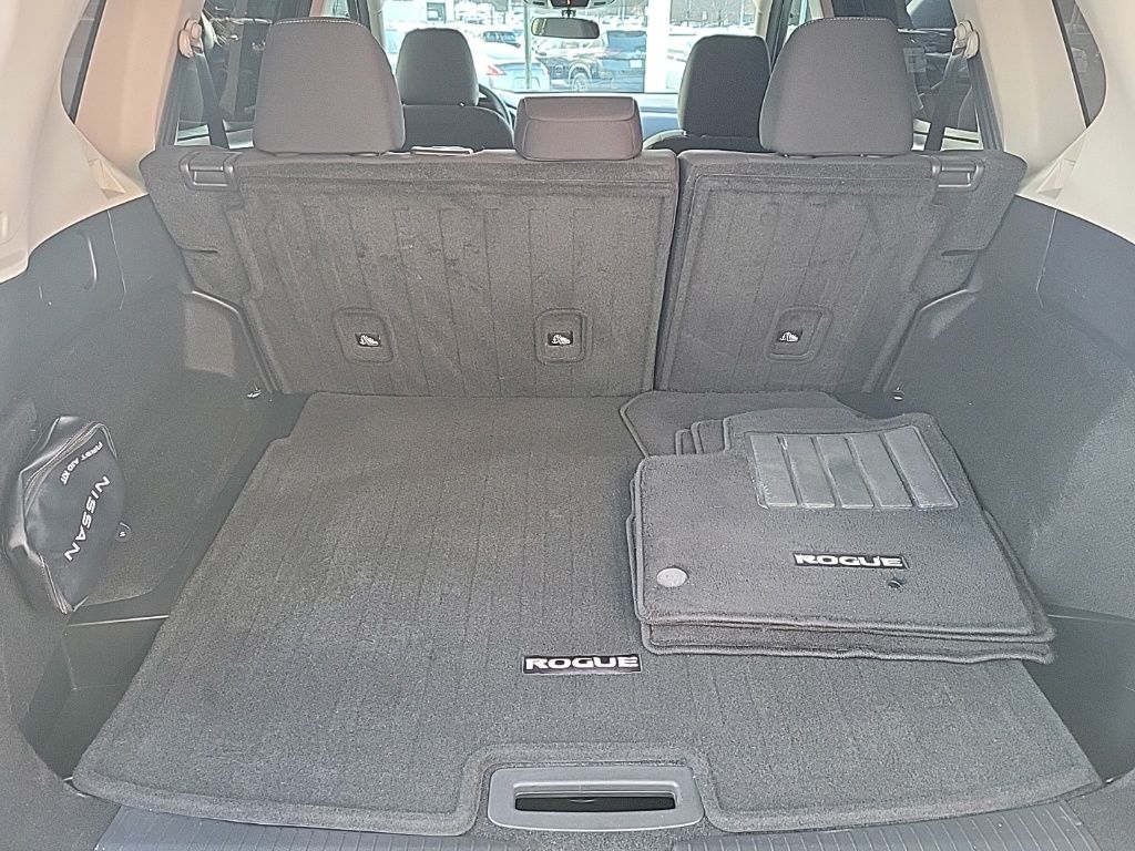 Thumbnail: 2024 Nissan Rogue - 17