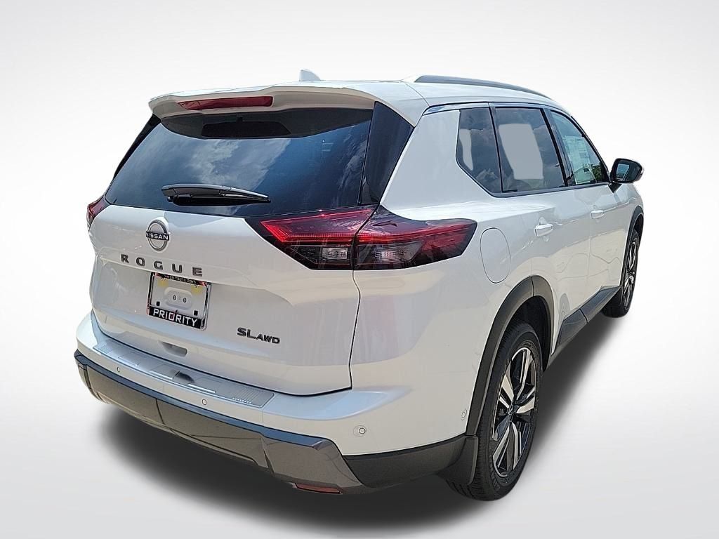 Thumbnail: 2025 Nissan Rogue - 5