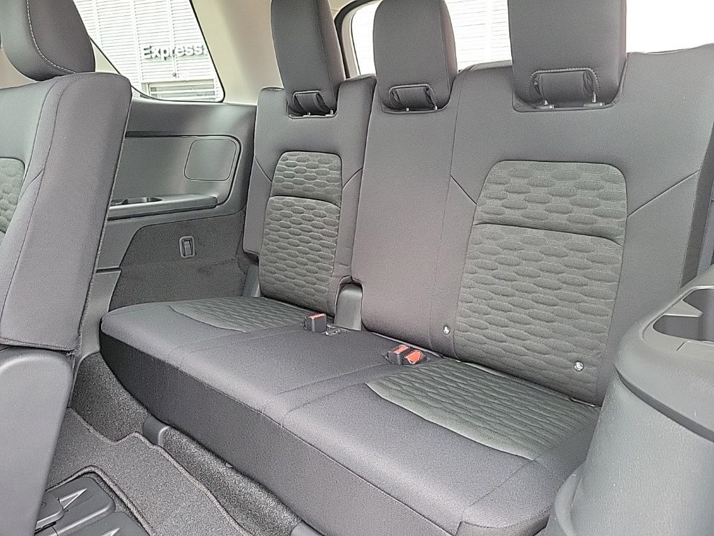 Thumbnail: 2026 Nissan Pathfinder - 15