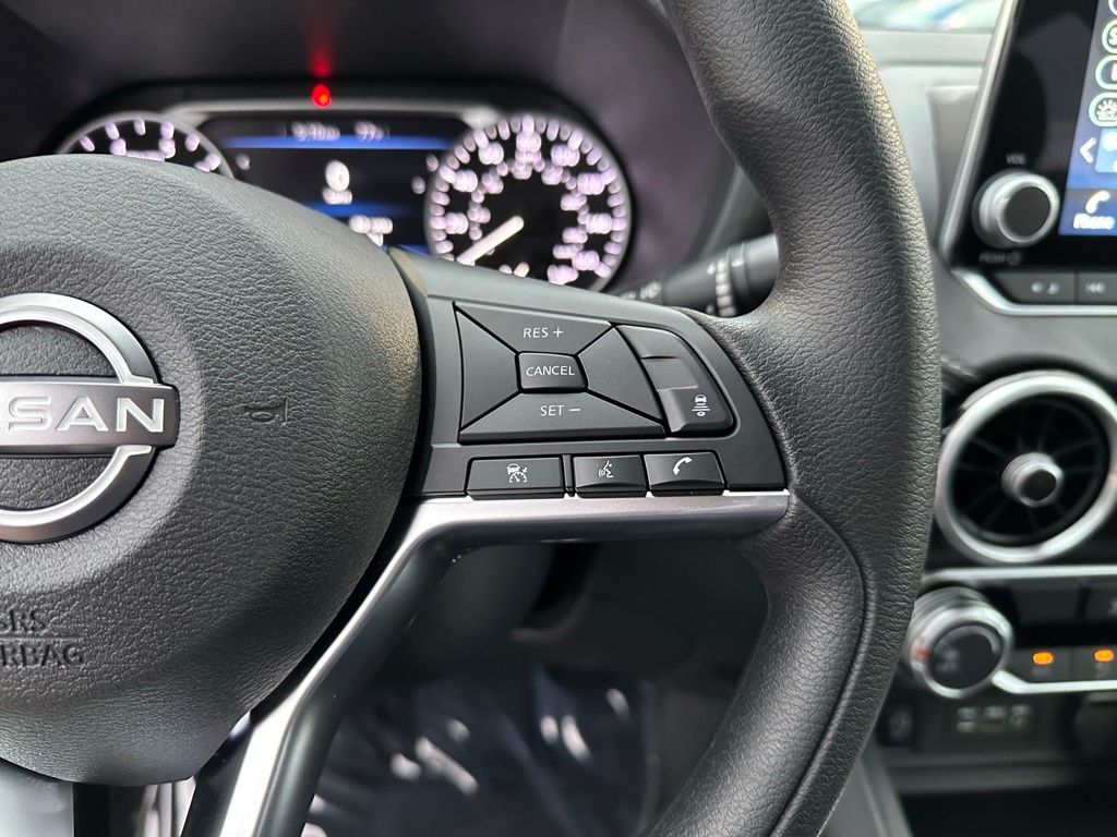 Thumbnail: 2025 Nissan Sentra - 17