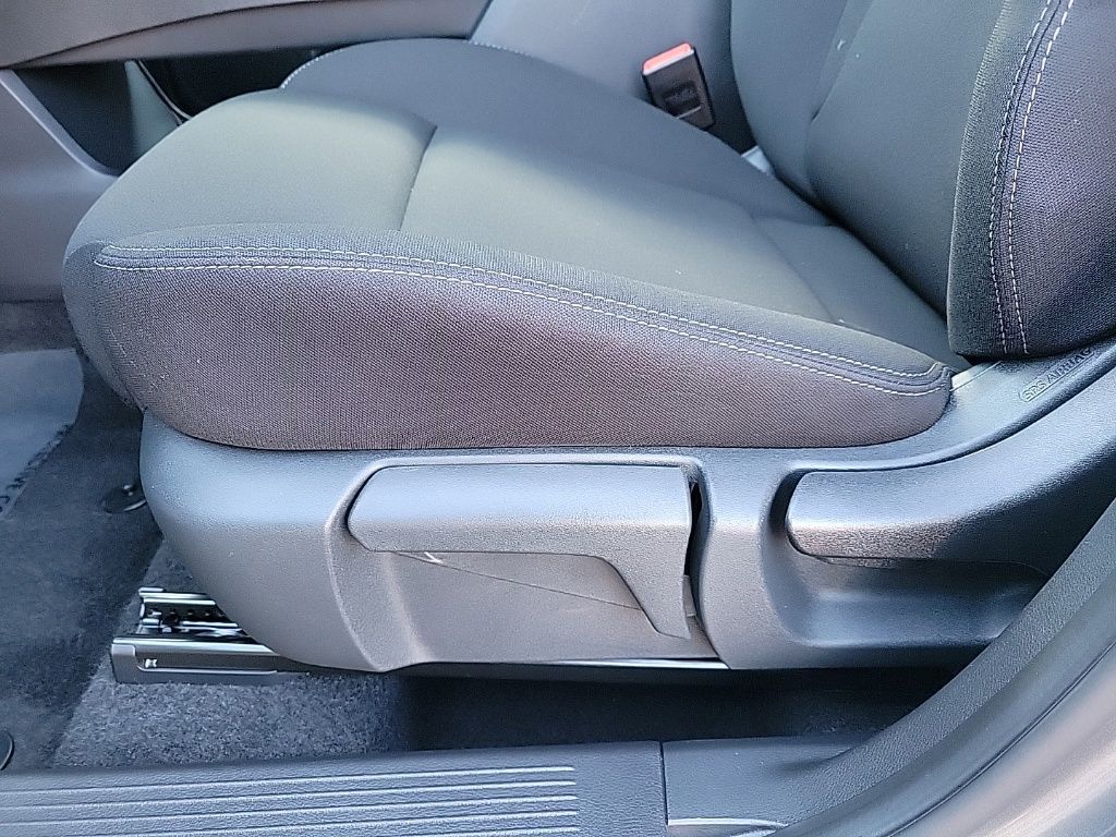 Thumbnail: 2023 Nissan Rogue - 12