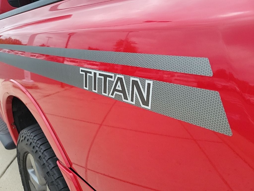 Thumbnail: 2012 Nissan Titan - 10