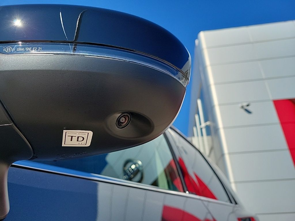 Thumbnail: 2026 Nissan Pathfinder - 10