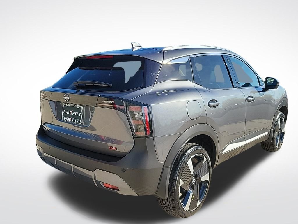 Thumbnail: 2025 Nissan Kicks - 4