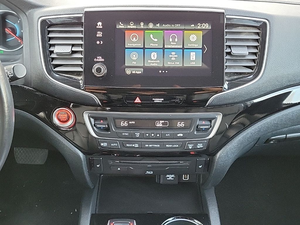 Thumbnail: 2022 Honda Pilot - 25