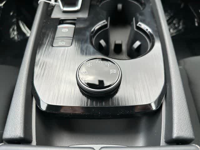 Thumbnail: 2025 Nissan Rogue - 24