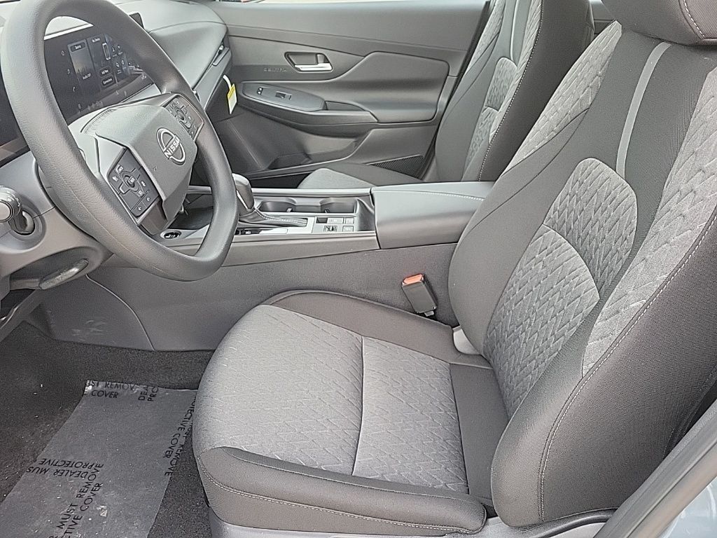 Thumbnail: 2026 Nissan Sentra - 12