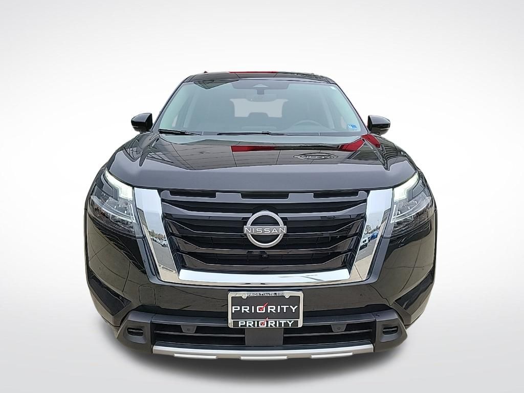 Thumbnail: 2023 Nissan Pathfinder - 8