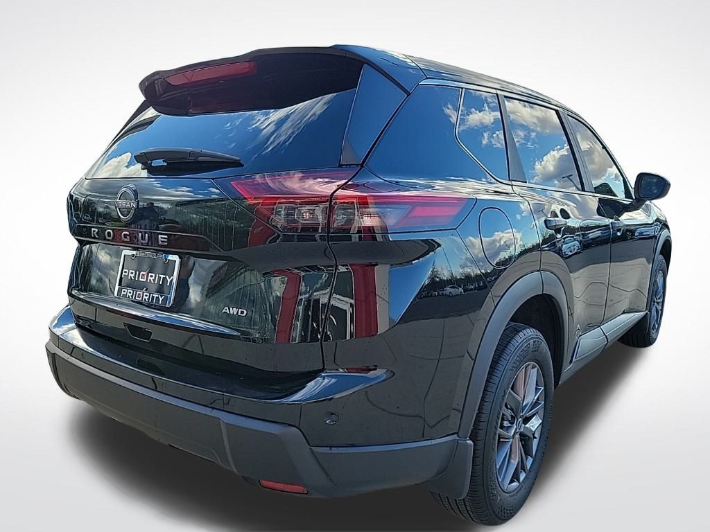 Thumbnail: 2024 Nissan Rogue - 5