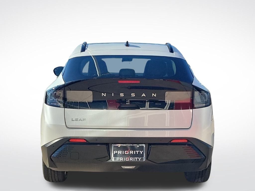 Thumbnail: 2026 Nissan Leaf - 4