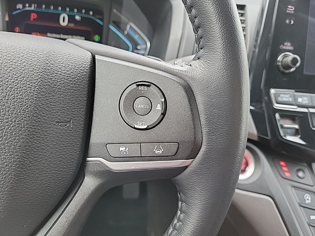 Thumbnail: 2023 Honda Odyssey - 28